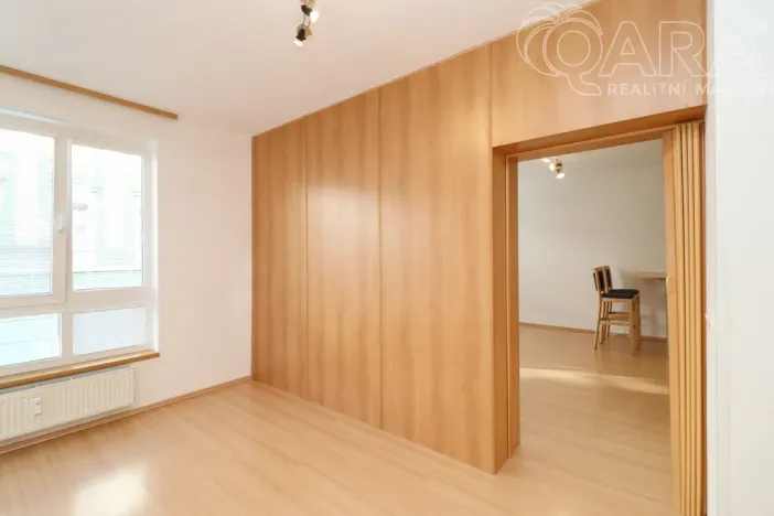 Pronájem bytu 2+kk, Praha, Kurta Konráda, 46 m2