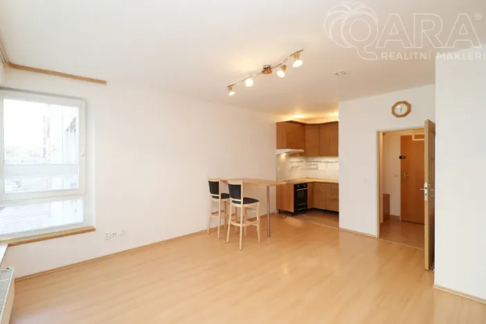 Pronájem bytu 2+kk, Praha, Kurta Konráda, 46 m2