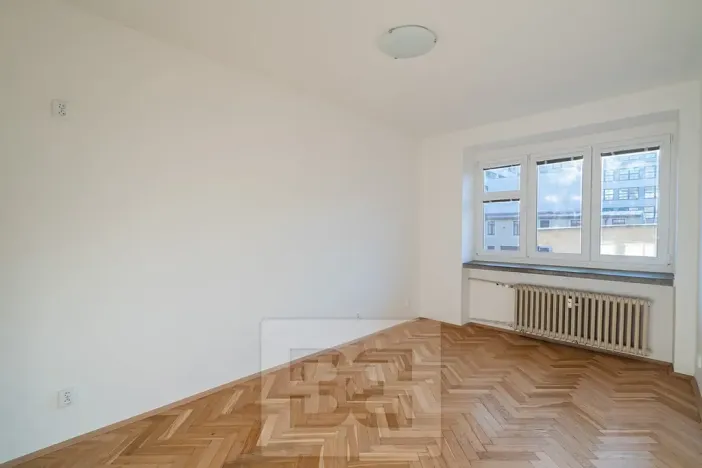 Pronájem bytu 2+1, Praha - Libeň, Sokolovská, 57 m2