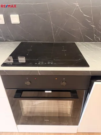 Pronájem bytu 2+1, Karlovy Vary, Kvapilova, 66 m2