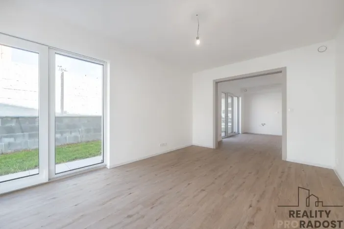 Prodej bytu 4+kk, Ostopovice, B. Němcové, 90 m2