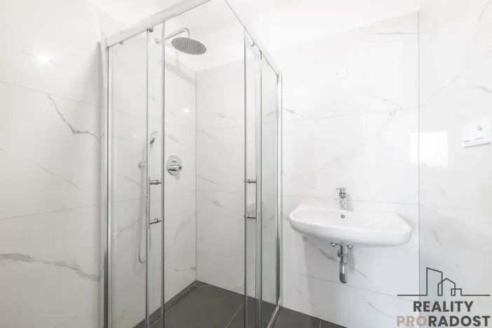 Prodej bytu 4+kk, Ostopovice, B. Němcové, 90 m2