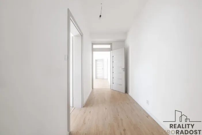 Prodej bytu 4+kk, Ostopovice, B. Němcové, 90 m2