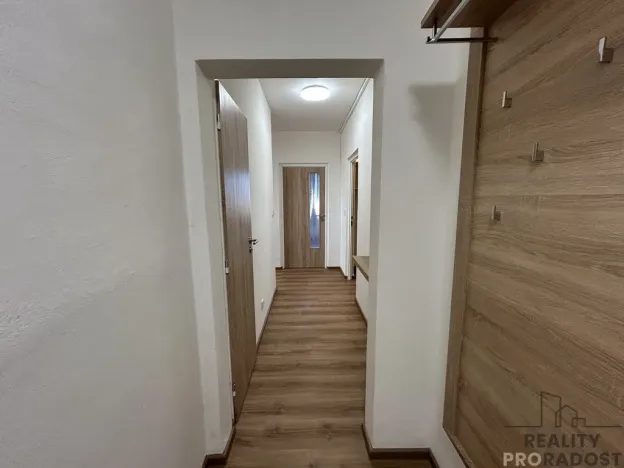 Pronájem bytu 2+1, Hodonín, nám. Osvobození, 55 m2