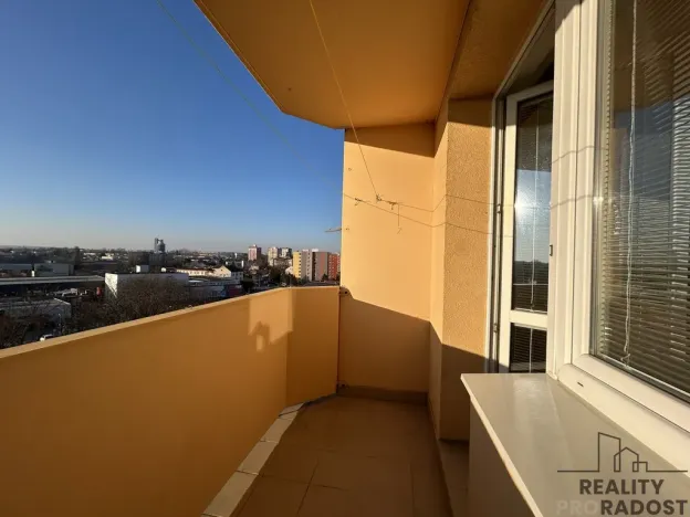 Pronájem bytu 2+1, Hodonín, nám. Osvobození, 55 m2