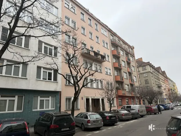 Pronájem bytu 1+kk, Praha - Vinohrady, Hradecká, 26 m2