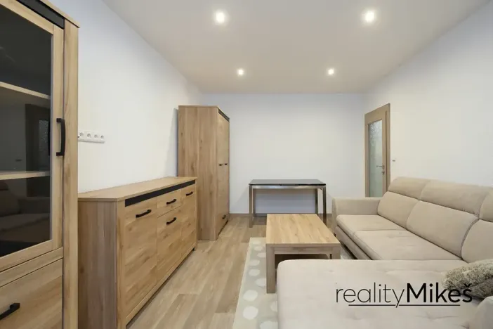 Pronájem bytu 3+1, Liberec, Oldřichova, 64 m2