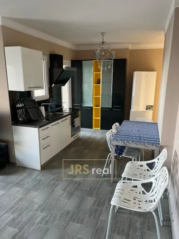 Prodej bytu 3+kk, Durrës, Albánie, 75 m2