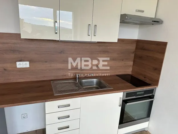 Pronájem bytu 1+kk, Klášterec nad Ohří, Budovatelská, 26 m2