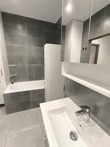 Pronájem bytu 3+kk, Hradec Králové, Vocelova, 93 m2