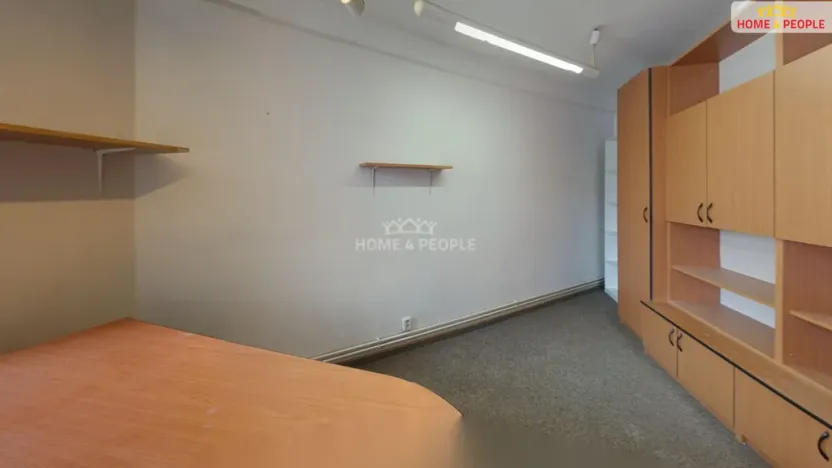 Pronájem výrobních prostor, Židlochovice, Žerotínovo nábřeží, 985 m2