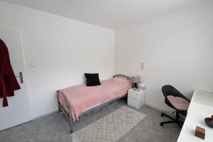 Prodej bytu 4+1, Praha - Prosek, Mimoňská, 74 m2