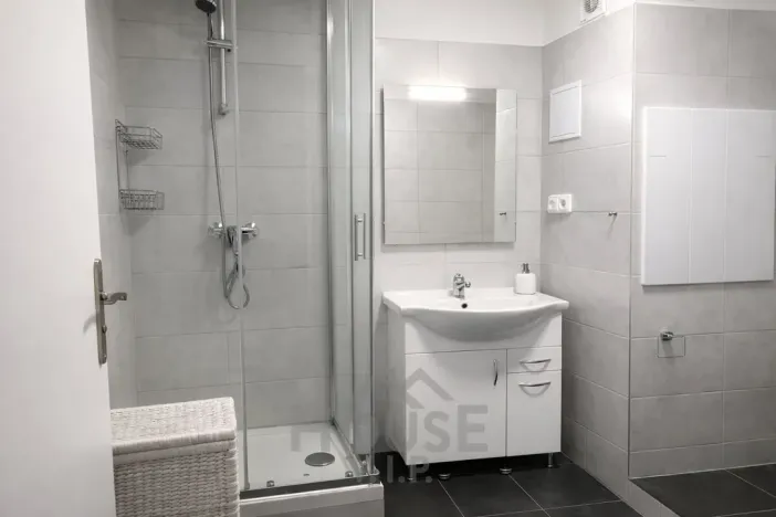 Prodej bytu 4+1, Praha - Prosek, Mimoňská, 74 m2