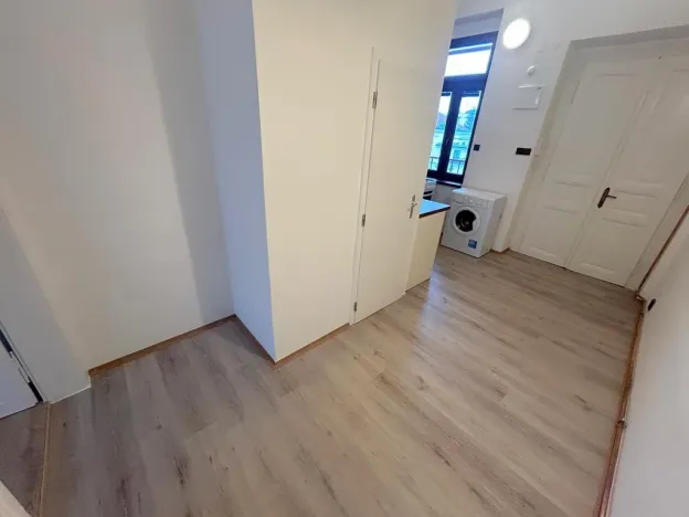 Pronájem bytu 1+1, Praha - Libeň, Sokolovská, 37 m2