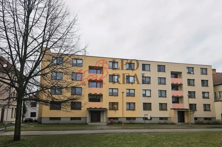 Pronájem bytu 1+1, Uherské Hradiště, Františkánská, 34 m2