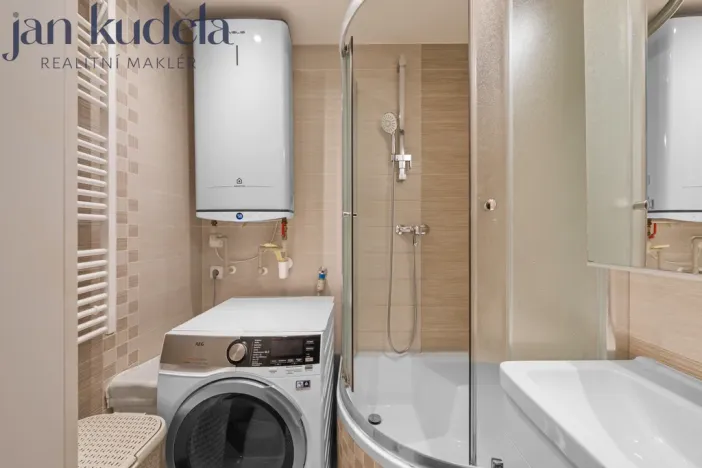 Prodej bytu 3+kk, Brno, Bolzanova, 56 m2