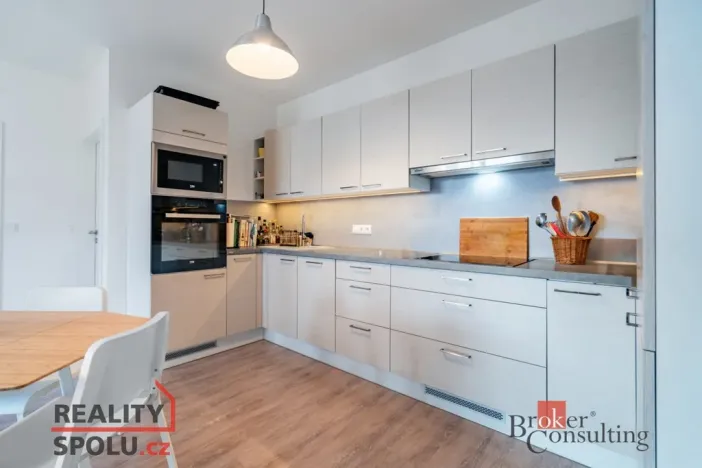 Prodej bytu 2+kk, Brno - Dolní Heršpice, Vomáčkova, 43 m2