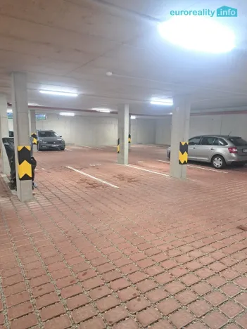 Pronájem garáže, Beroun - Beroun-Město, 12 m2