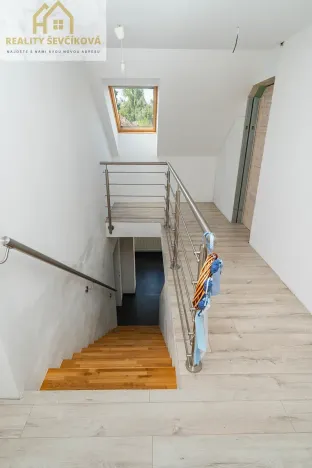 Prodej rodinného domu, Nechanice, 180 m2