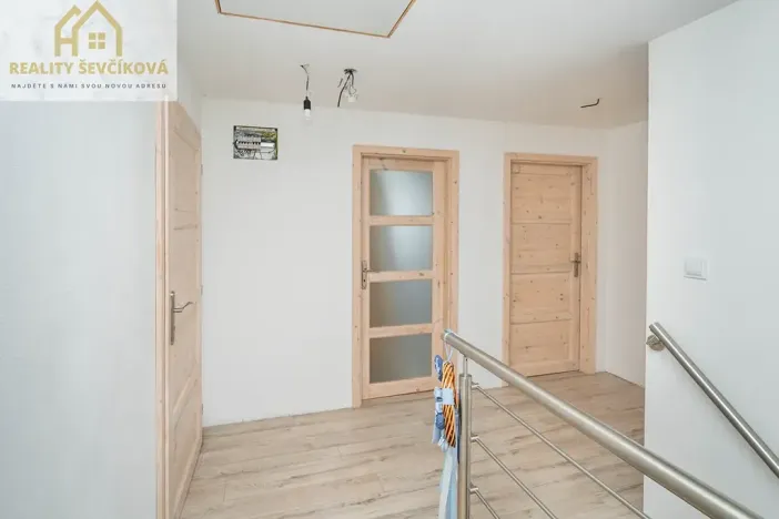 Prodej rodinného domu, Nechanice, 180 m2