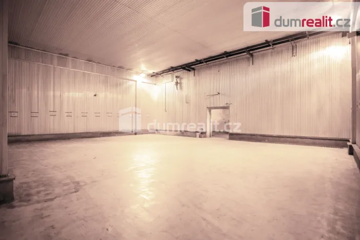 Pronájem skladu, Lhenice, Netolická, 1582 m2