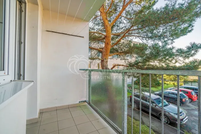 Pronájem bytu 3+1, Kralupy nad Vltavou - Mikovice, 28. října, 64 m2