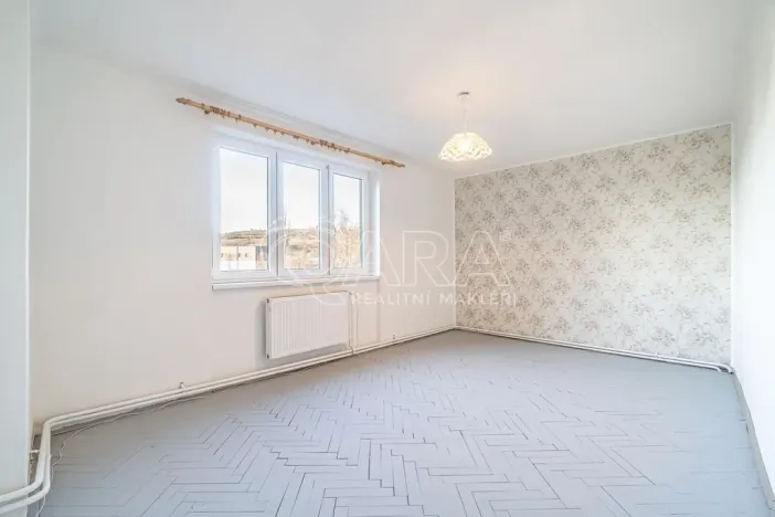 Pronájem bytu 3+1, Kralupy nad Vltavou - Mikovice, 28. října, 64 m2