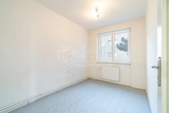 Pronájem bytu 3+1, Kralupy nad Vltavou - Mikovice, 28. října, 64 m2