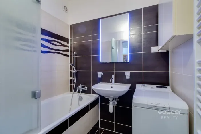 Pronájem bytu 3+1, Nupaky, U Školky, 72 m2