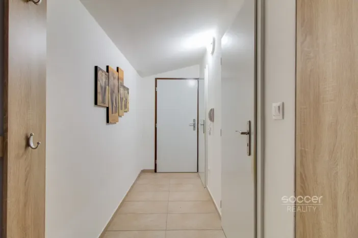 Pronájem bytu 3+1, Nupaky, U Školky, 72 m2