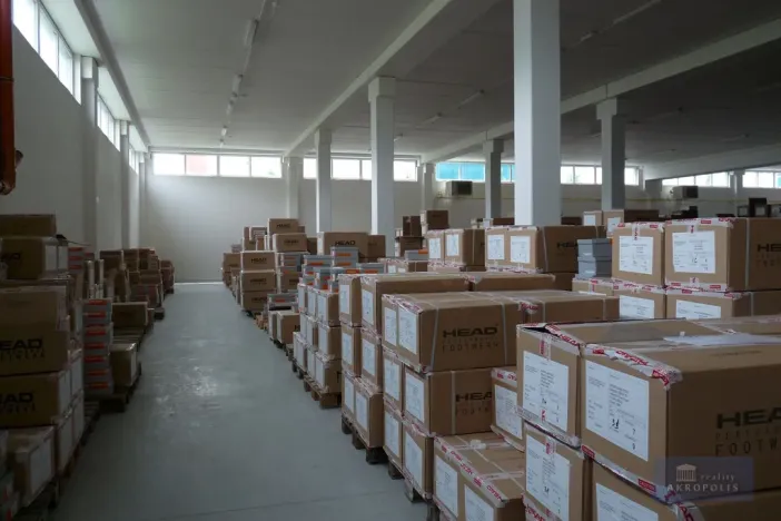 Pronájem skladu, Jesenice, 360 m2