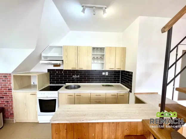 Pronájem bytu 3+kk, Polešovice, 90 m2