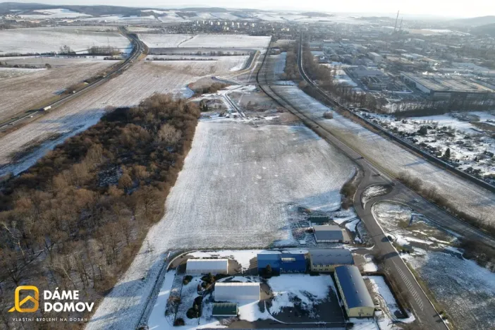 Prodej komerčního pozemku, Tlumačov, Skály, 3518 m2