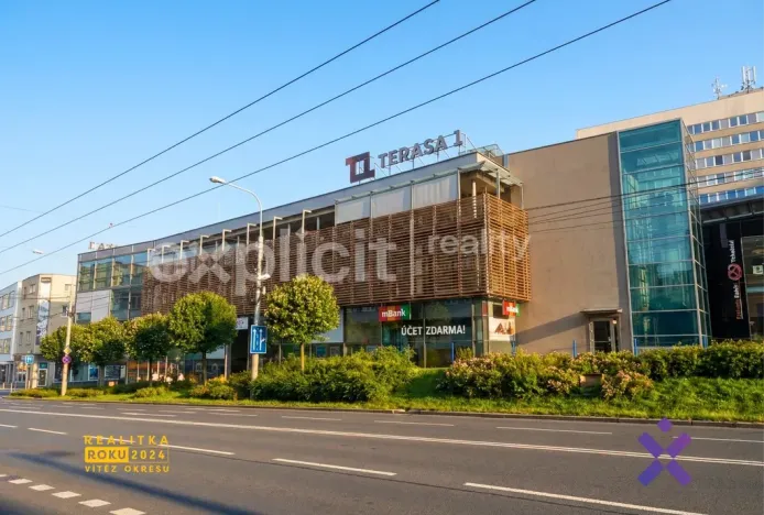 Pronájem kanceláře, Zlín, Dlouhá, 158 m2