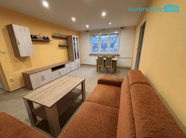 Prodej bytu 2+1, Klatovy, Pod Koníčky, 54 m2