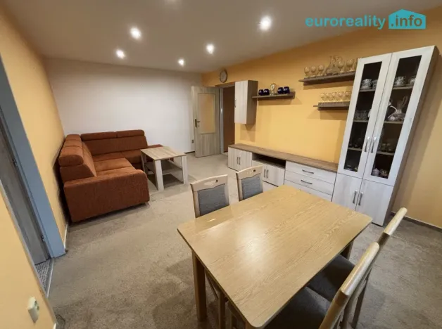 Prodej bytu 2+1, Klatovy, Pod Koníčky, 54 m2