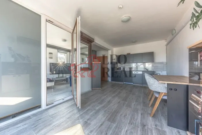 Prodej rodinného domu, Mladá Boleslav - Jemníky, 227 m2