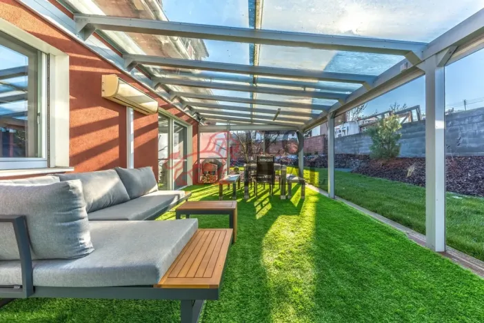 Prodej rodinného domu, Mladá Boleslav - Jemníky, 227 m2