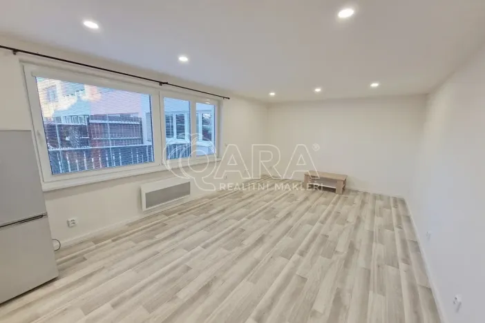 Pronájem bytu 1+kk, Praha - Krč, Lukešova, 29 m2