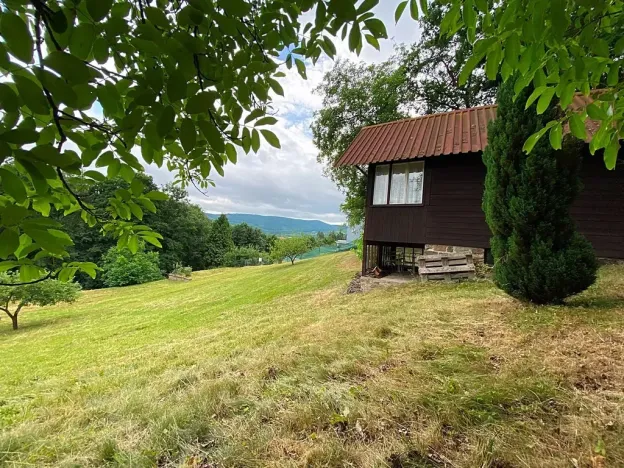 Dražba chaty, Klášterec nad Ohří, 25 m2