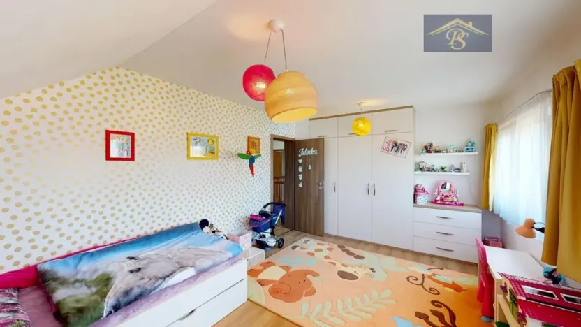 Prodej rodinného domu, Líbeznice, Školská, 186 m2