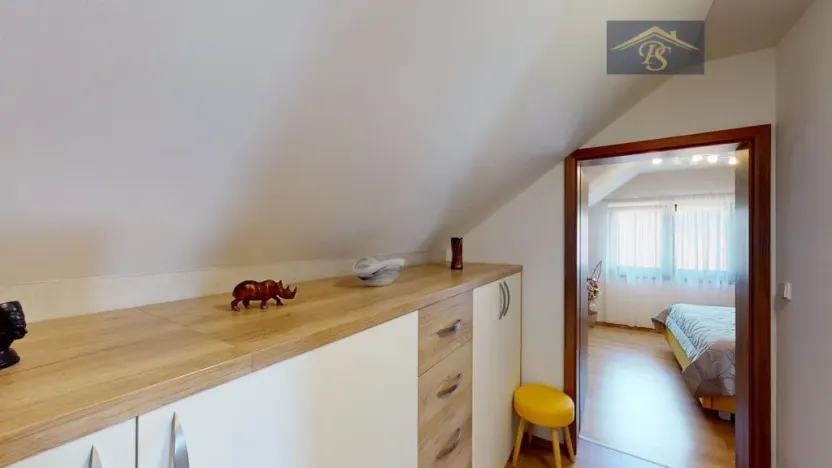 Prodej rodinného domu, Líbeznice, Školská, 186 m2