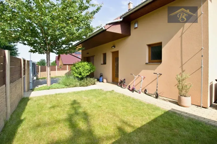 Prodej rodinného domu, Líbeznice, Školská, 186 m2