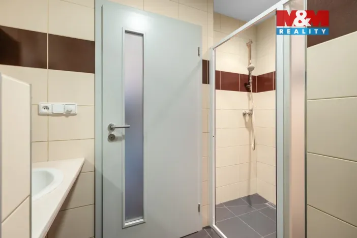 Pronájem kanceláře, Kladno, Čechova, 167 m2