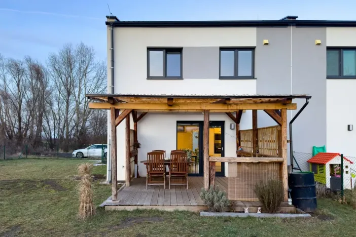 Pronájem rodinného domu, Poděbrady, 98 m2