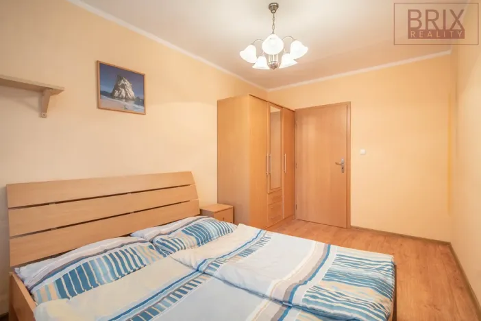 Pronájem bytu 2+kk, Praha, Kurzova, 43 m2