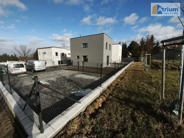 Prodej rodinného domu, Strančice, 104 m2