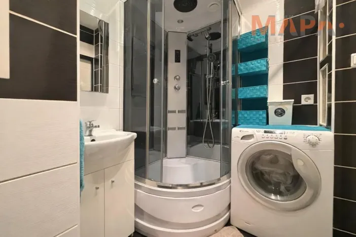 Prodej bytu 2+1, Kadaň, Chomutovská, 53 m2