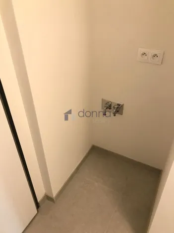 Pronájem bytu 2+kk, Praha, Novotného, 45 m2