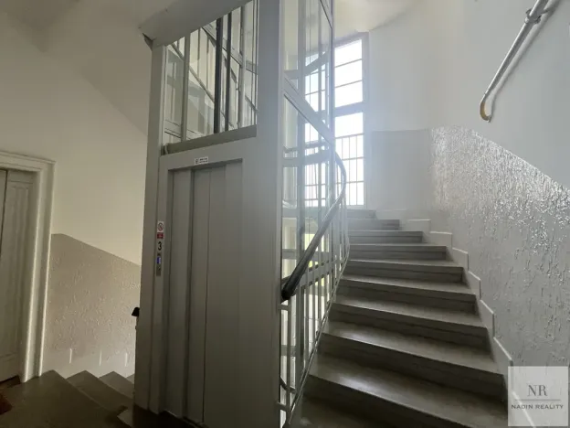 Prodej bytu 4+1, Karlovy Vary, Krále Jiřího, 171 m2